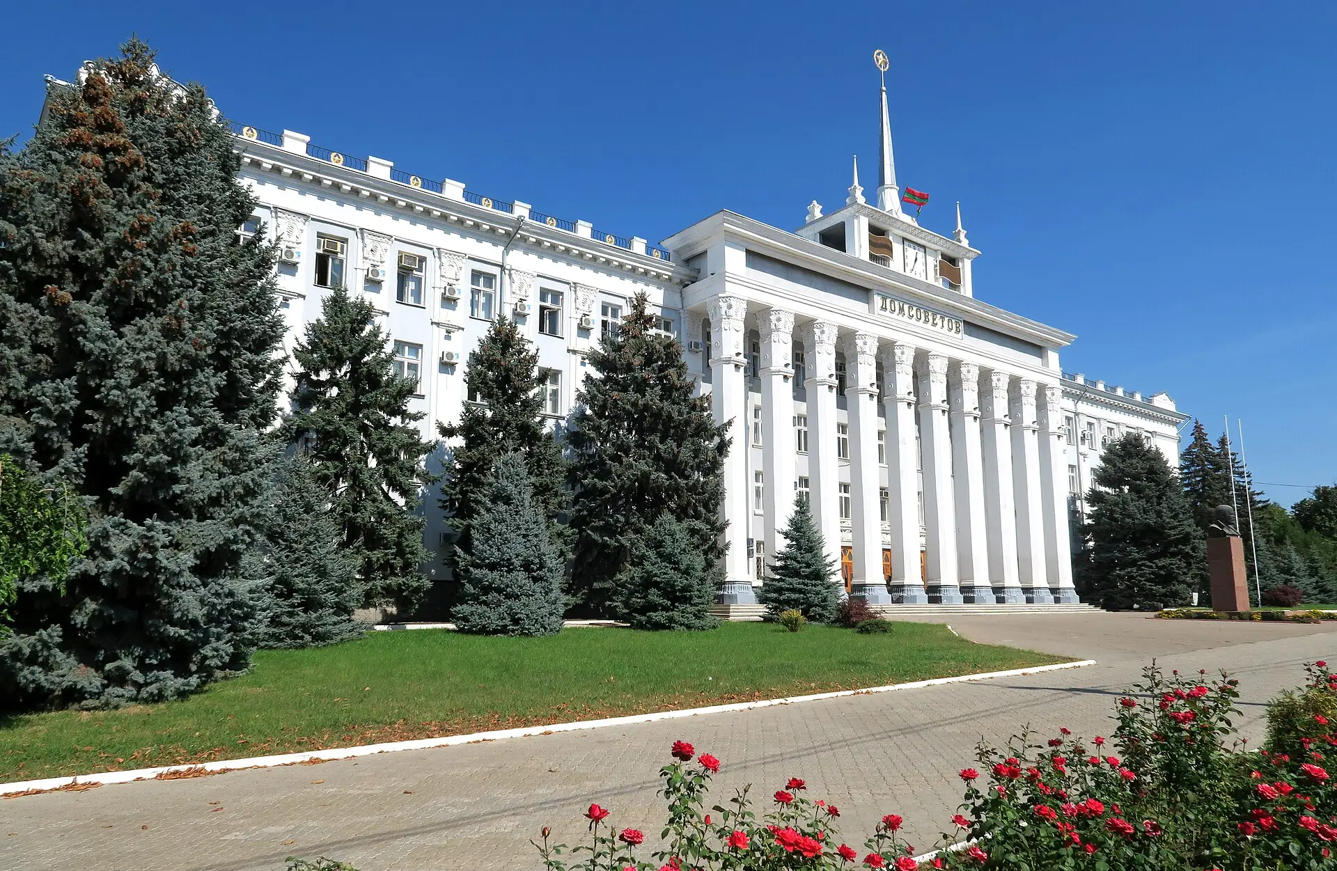 Transnistria, Tiraspol main avenue